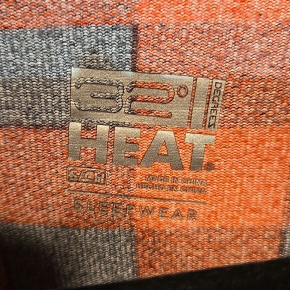 32 Degrees Heat Buffalo Check Nightgown Size S - Picture 4 of 8